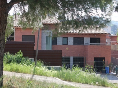 VIVIENDA UNIFAMILIAR