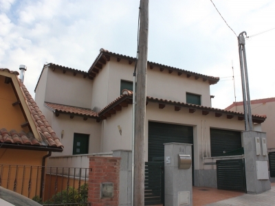 VIVIENDA UNIFAMILIAR